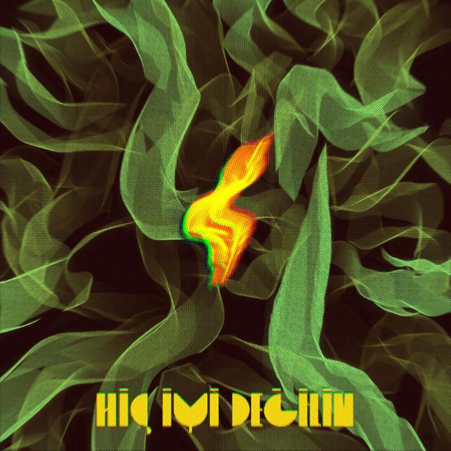 Album cover art for Hiç İyi Değilim