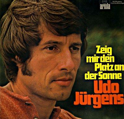 Album cover art for Zeig Mir Den Platz An Der Sonne