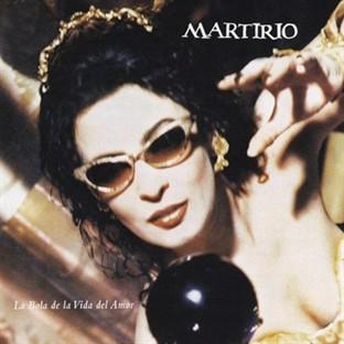 Album cover art for La Bola de la Vida del Amor