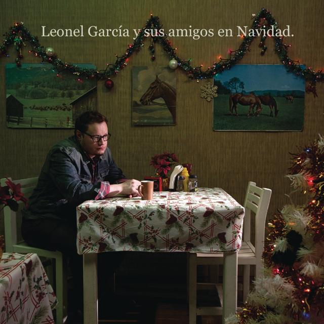 Album cover art for Leonel García y Sus Amigos en Navidad