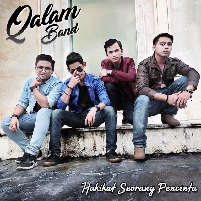 Album cover art for Hakikat Seorang Pencinta