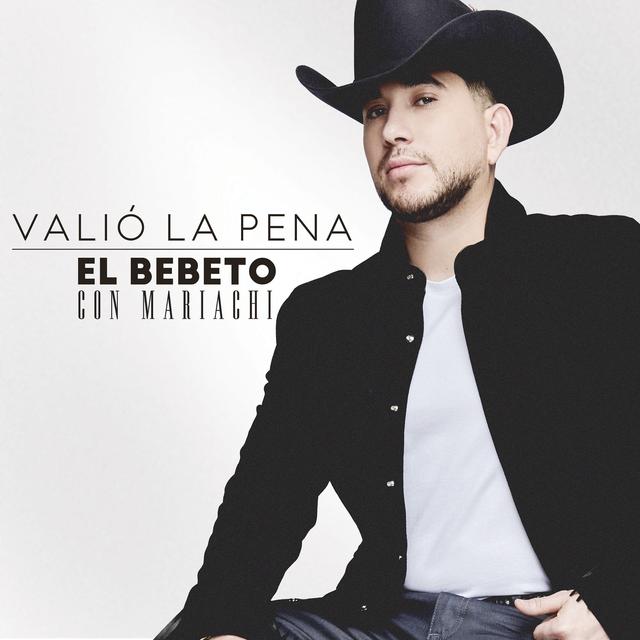 Album cover art for Valió la Pena Con Mariachi