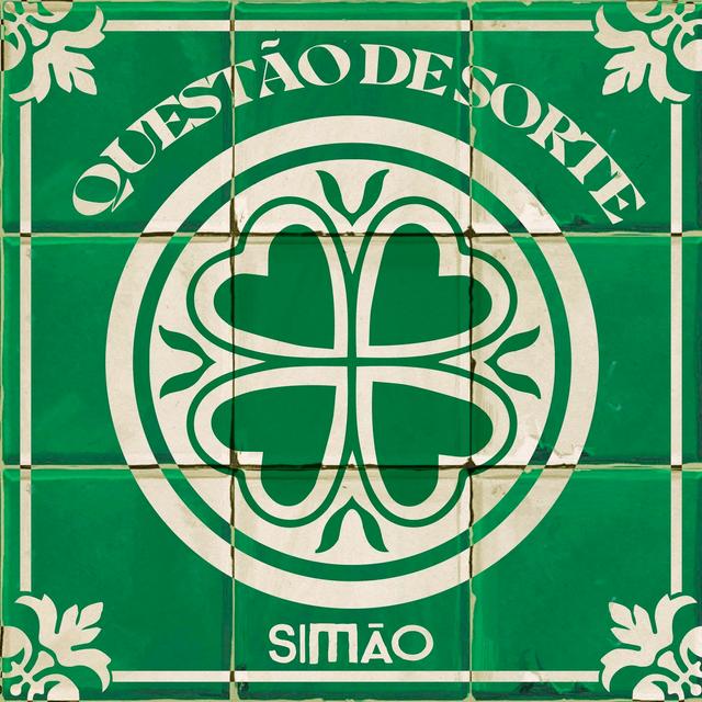 Album cover art for questão de sorte