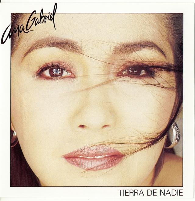 Album cover art for Tierra de Nadie