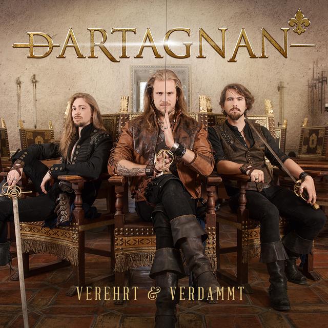 Album cover art for Verehrt und Verdammt